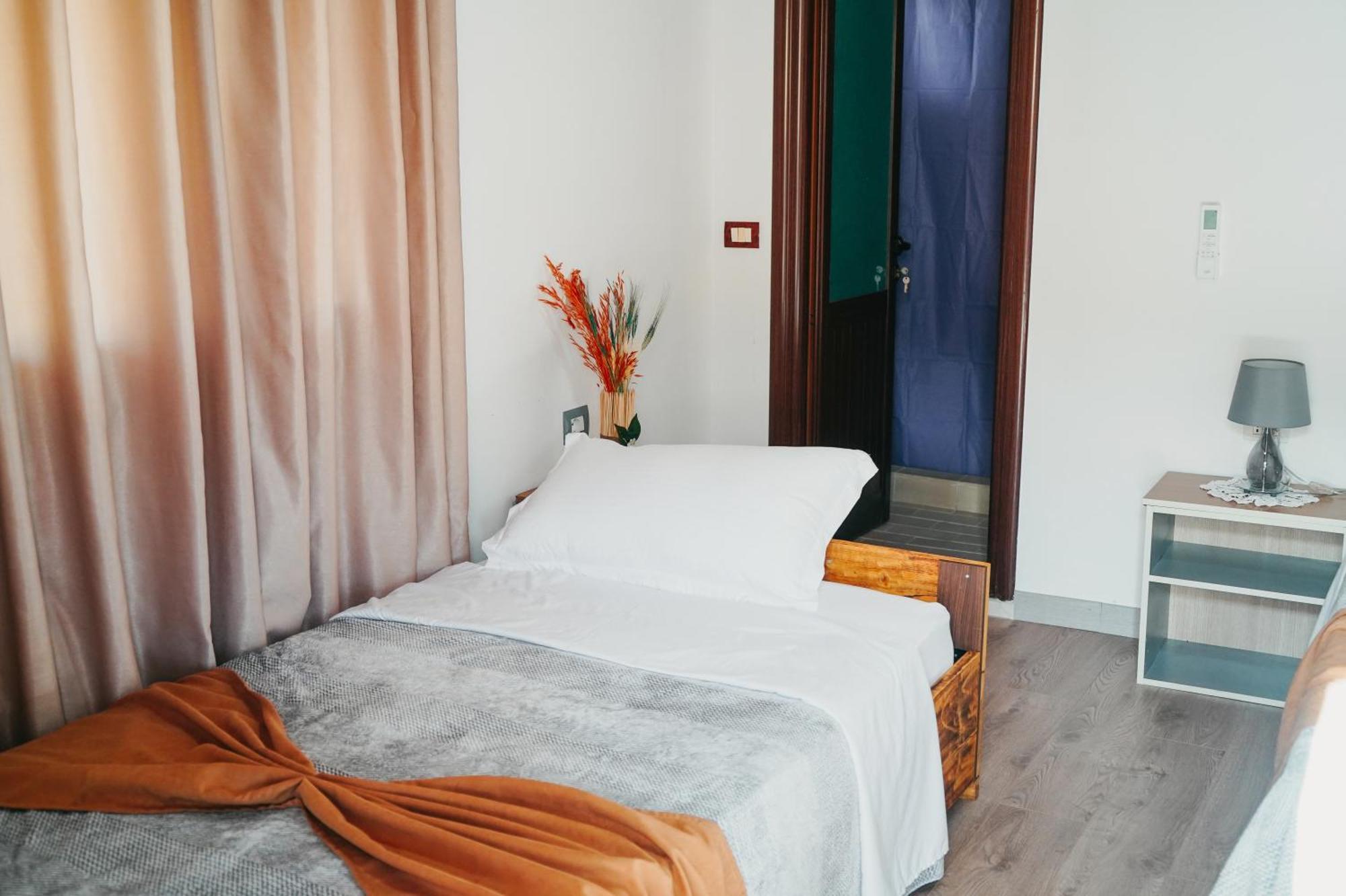 Hotel Bujtina Anlu à Nepravishte Extérieur photo