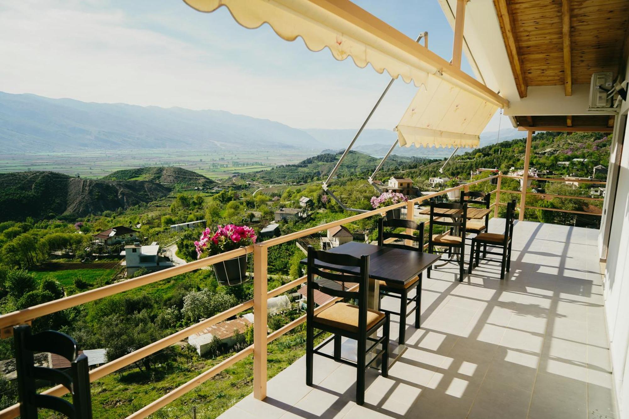 Hotel Bujtina Anlu à Nepravishte Extérieur photo